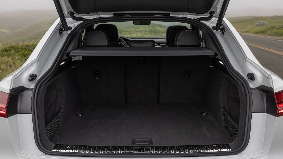 Audi Q8 Sportback e-tron 55 quattro (2022-…) trunk, boot, seats up, seats upright, cargo space, cargo volume, cargo capacity, storage