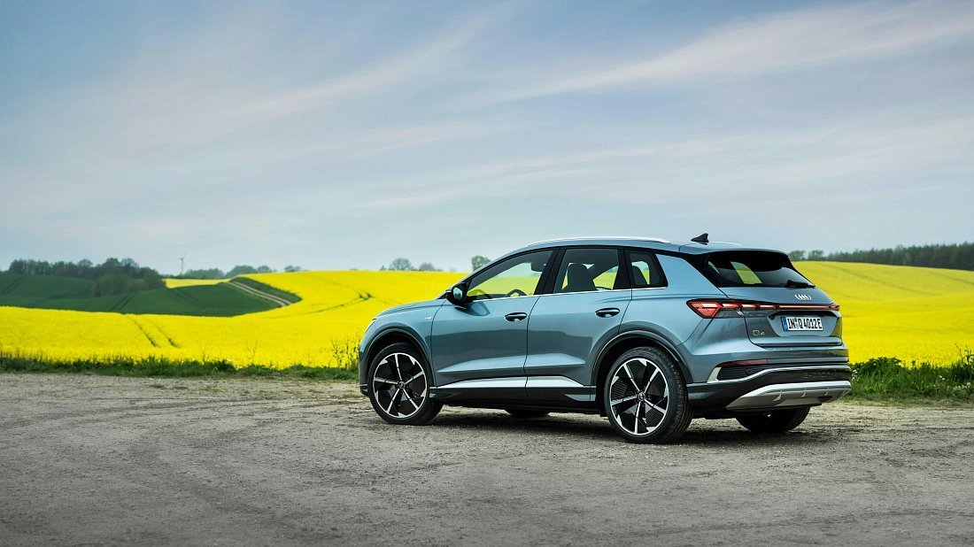 Audi Q4 e-tron 45 quattro (2021-…) rear quarter, three-quarter view, diagonal, exterior