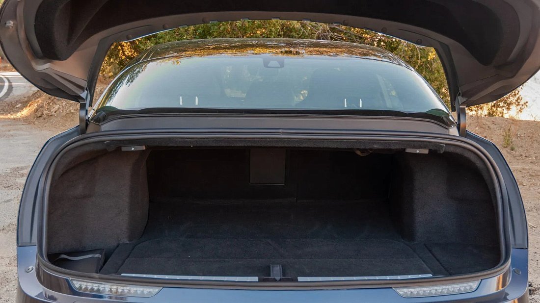 Lucid Air Sapphire (2023-…) trunk, boot, seats up, seats upright, cargo space, cargo volume, cargo capacity, storage