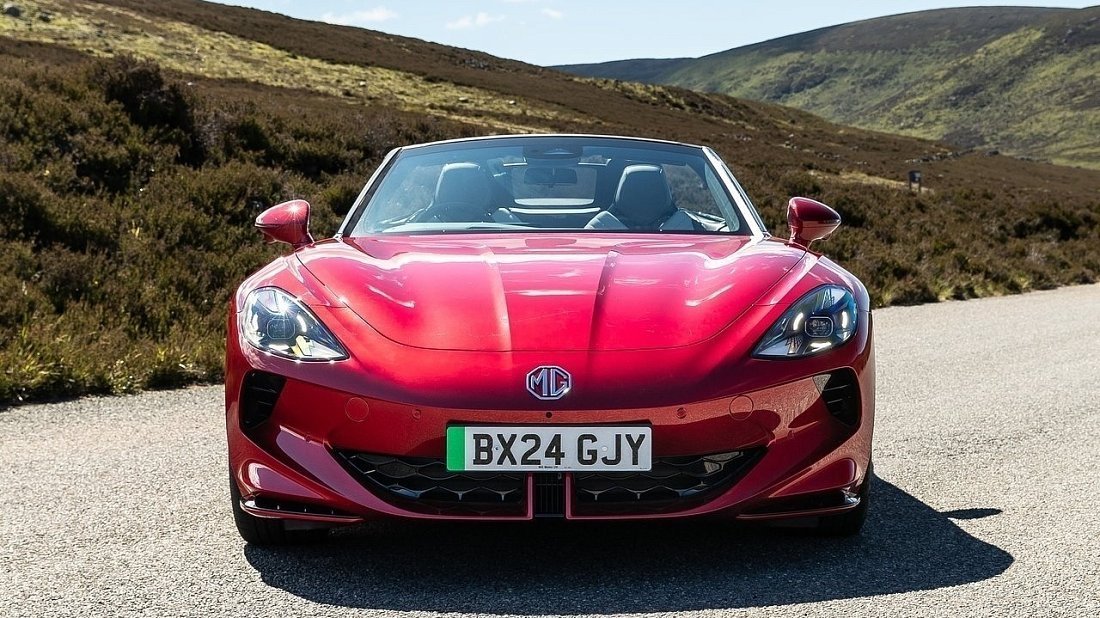 MG Cyberster GT Dual Motor (2024-...) front fascia, grille, headlights, bumper, exterior