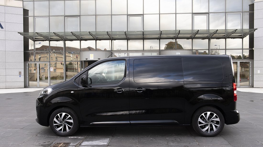 Citroën e-SpaceTourer M 75 kWh (2024-…) side profile, silhouette, doors, wheels, exterior