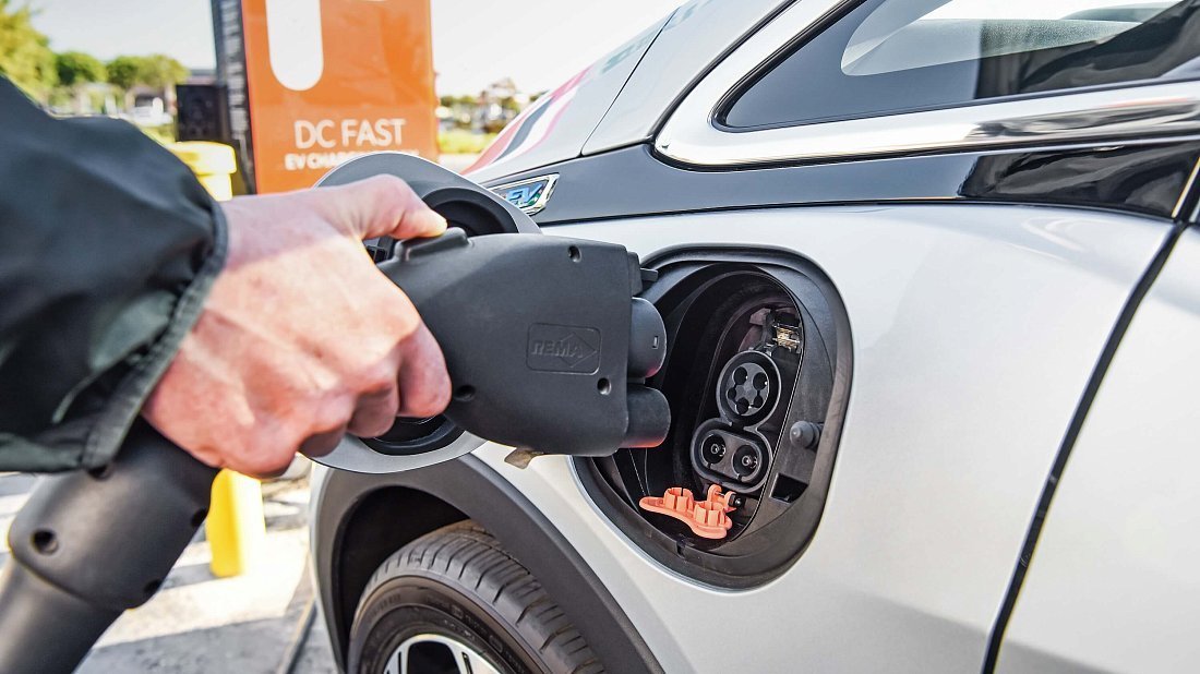 Chevrolet Bolt EV Gen 3 (2022-2023) charge port USA, charging, inlet, plug, connector