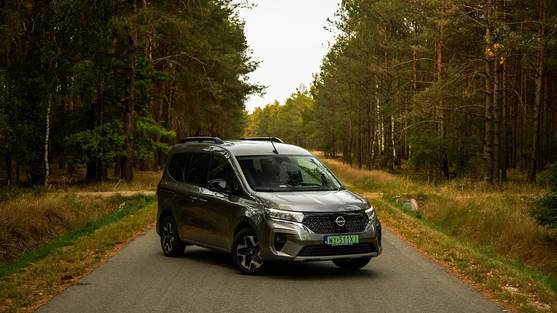 Nissan Townstar Evalia EV L1 (2023-…) front view, front quarter, diagonal, exterior