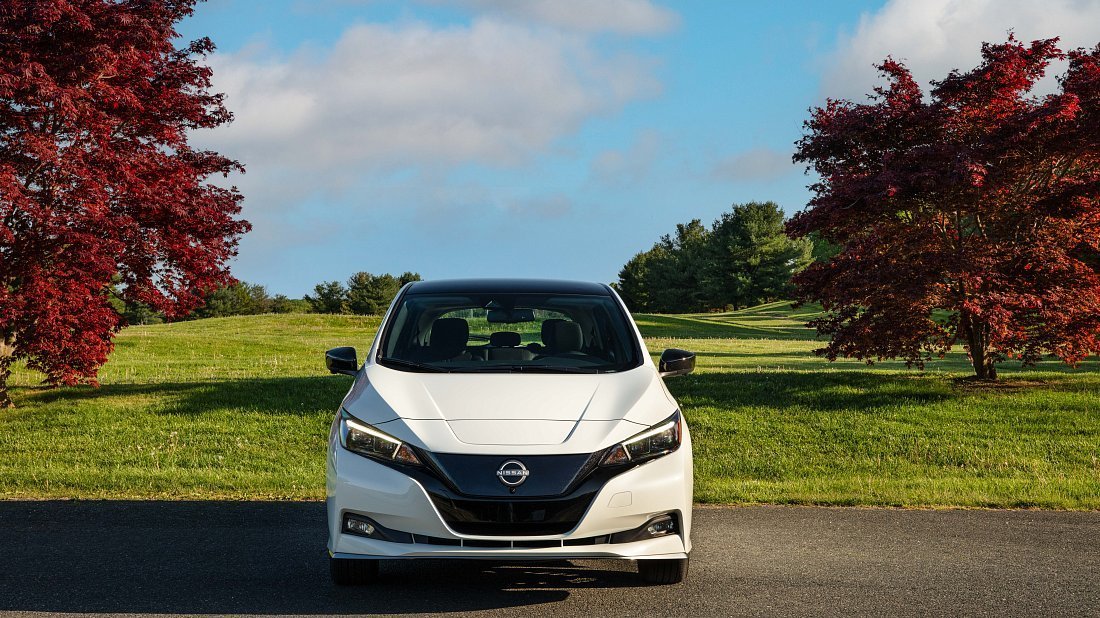 Nissan Leaf 60 kWh (2022-…) front fascia, grille, headlights, bumper, exterior