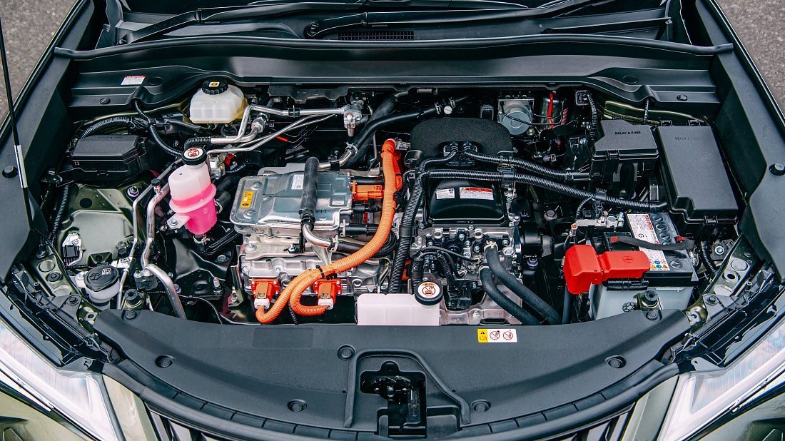 Lexus UX 300e (2023-…) frunk photo, front trunk, under hood, storage, cargo, capacity, bonus space