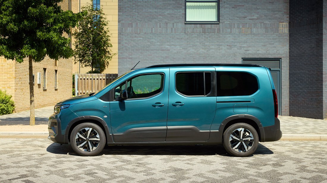 Peugeot e-Rifter XL 50 kWh (2024-...) side profile, silhouette, doors, wheels, exterior