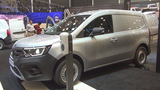 Video: Renault Kangoo E-Tech Highland Grey Panel Van (2023) Exterior and Interior