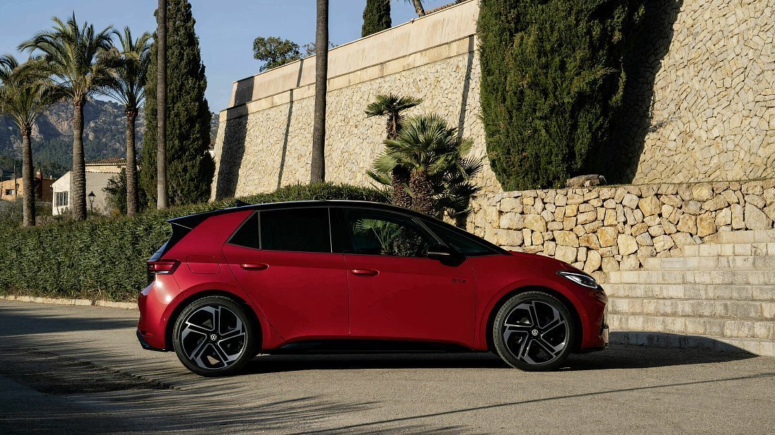Volkswagen ID.3 GTX (2024-…) side profile, silhouette, doors, wheels, exterior