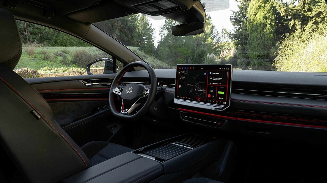 Volkswagen ID.7 GTX (2024-…) interior, front seat, driver seat, dashboard, steering wheel, infotainment, cockpit