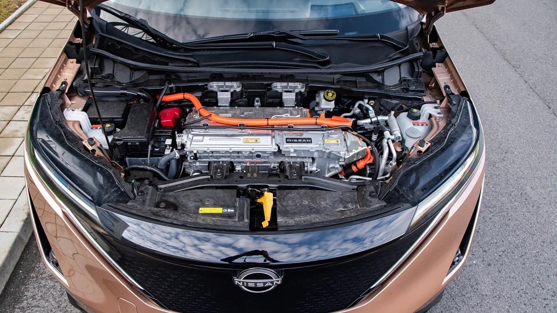 Nissan Ariya 87 kWh e-4ORCE AWD 225 kW (2021-…) frunk, front trunk, under hood, storage, cargo, capacity, bonus space