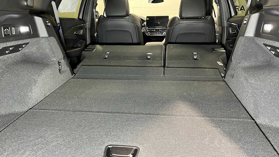 Acura ZDX Type S AWD (2024-…) trunk, boot, expanded, folded seats, maximum volume, max cargo, max capacity, max storage