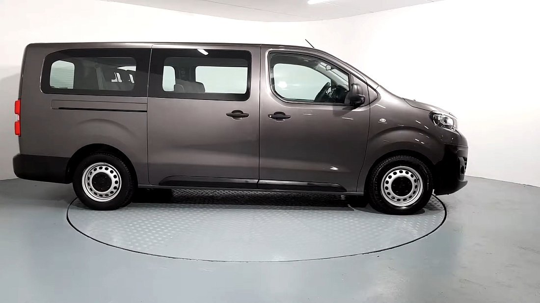 Peugeot e-Expert Combi Standard 75 kWh (2021-2024) side profile, silhouette, doors, wheels, exterior
