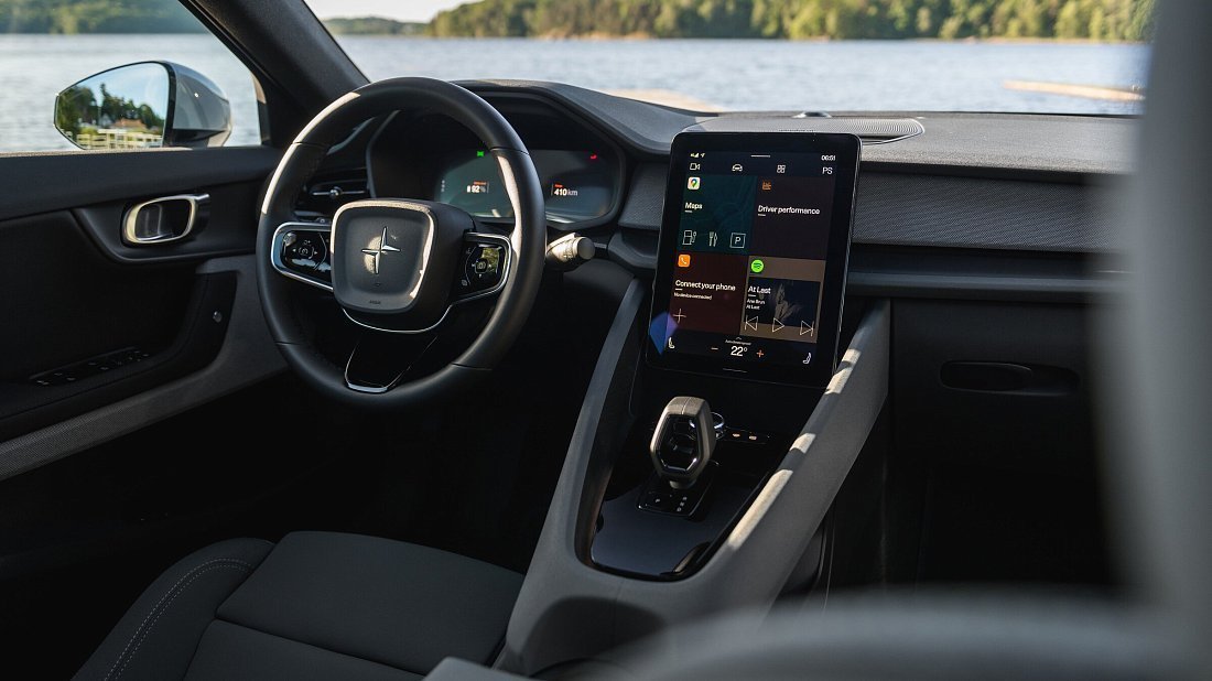 Polestar 2 Standard Range Single Motor (2024-…) interior, front seat, driver seat, dashboard, steering wheel, infotainment, cockpit