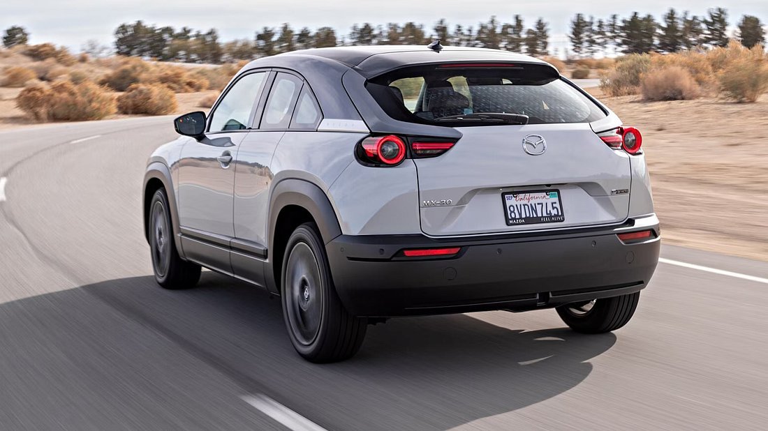 Mazda MX-30 Electric (2020-…) rear quarter, three-quarter view, diagonal, exterior
