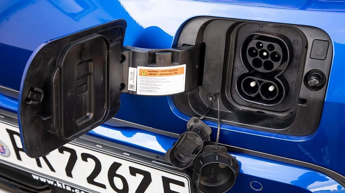 Kia Soul EV Standard Range (2020-…) charge port Europe, charging, inlet, plug, connector