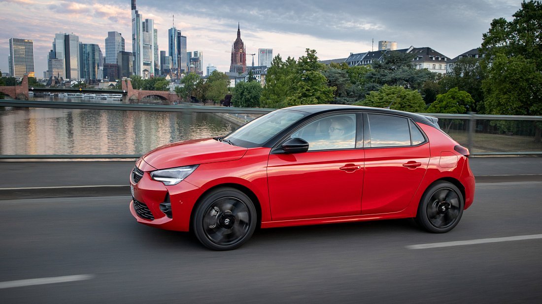 Opel Corsa Electric 50 kWh (2021-2023) side profile, silhouette, doors, wheels, exterior
