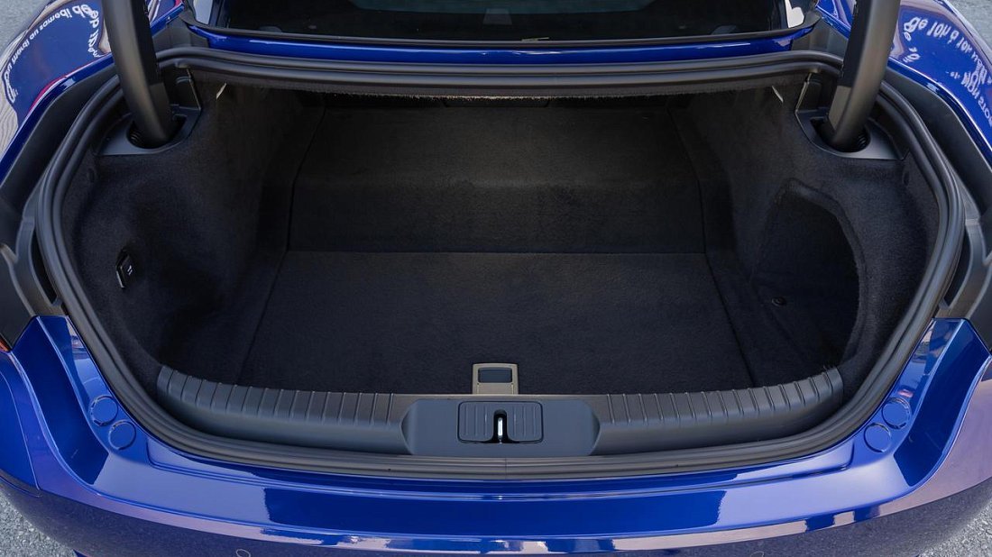 Maserati GranCabrio Folgore (2024-…) trunk photo, boot, seats up, seats upright, cargo space, cargo volume, cargo capacity, storage