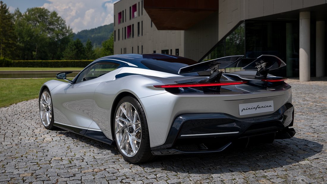 Pininfarina Battista (2022-...) rear quarter, three-quarter view, diagonal, exterior