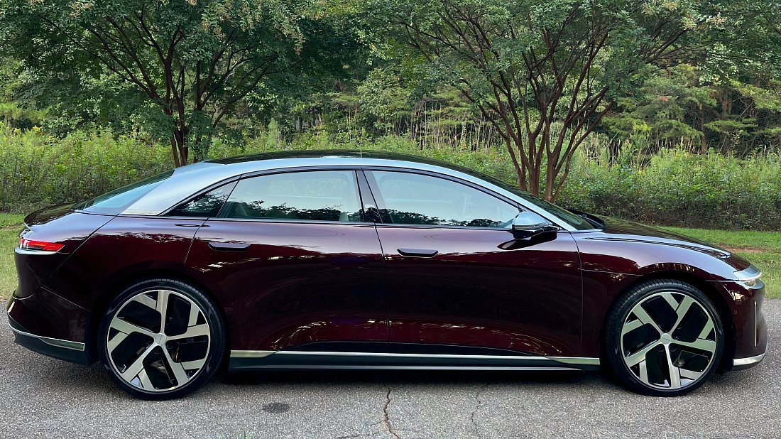 Lucid Air Dream Edition Performance (2021-2022) side profile, silhouette, doors, wheels, exterior