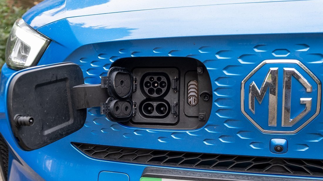 MG ZS EV Standard Range (2021-…) charge port Europe, charging, inlet, plug, connector