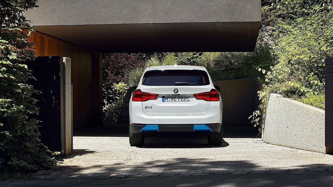 BMW iX3 Gen 1 (2020-2021) rear view, taillights, trunk, spoiler, badge, bumper, exterior