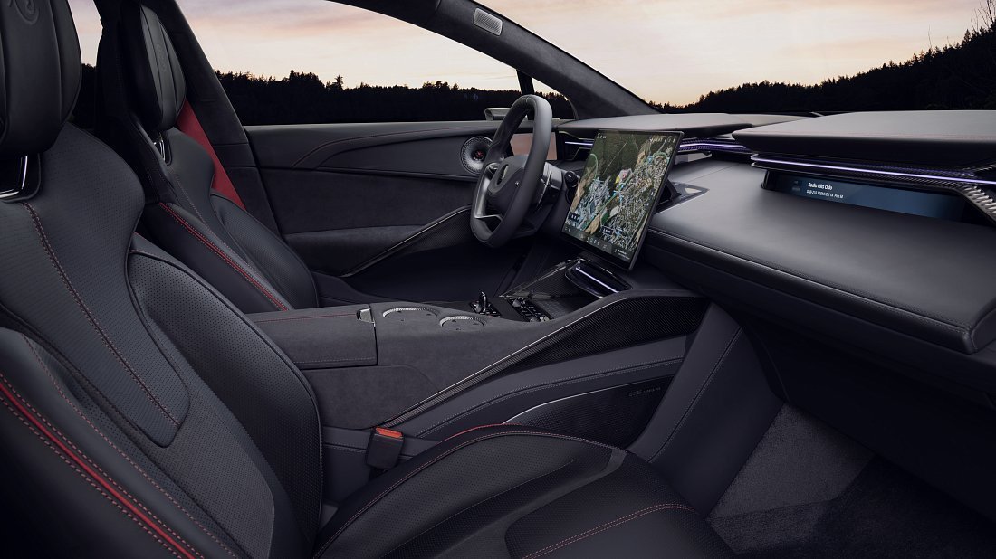 Lotus Eletre R (900 Sport/Sport Carbon) (2023-…) interior photo, front seat, driver seat, dashboard, steering wheel, infotainment, cockpit
