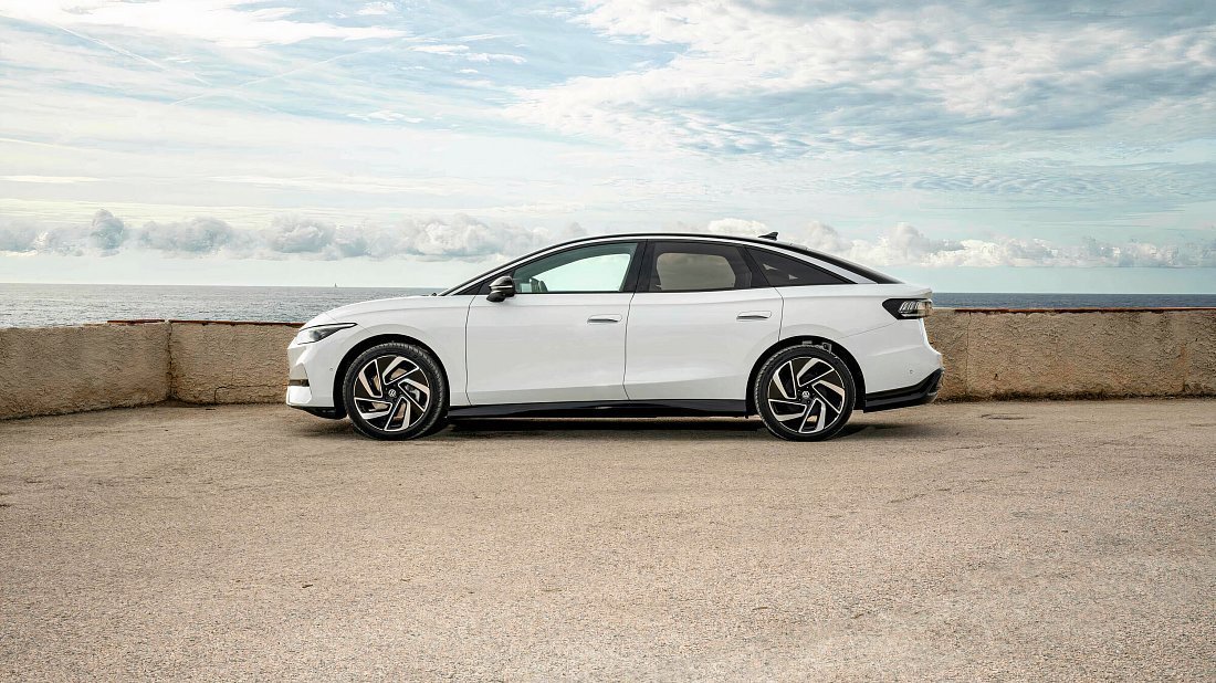 Volkswagen ID.7 Pro (2023-…) side profile, silhouette, doors, wheels, exterior