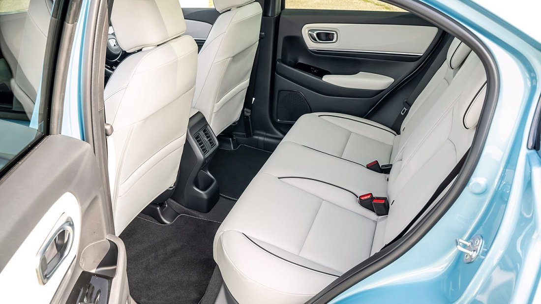Honda eNy1 (2023-…) rear seats, back seats, passenger seats, legroom, headroom, interior