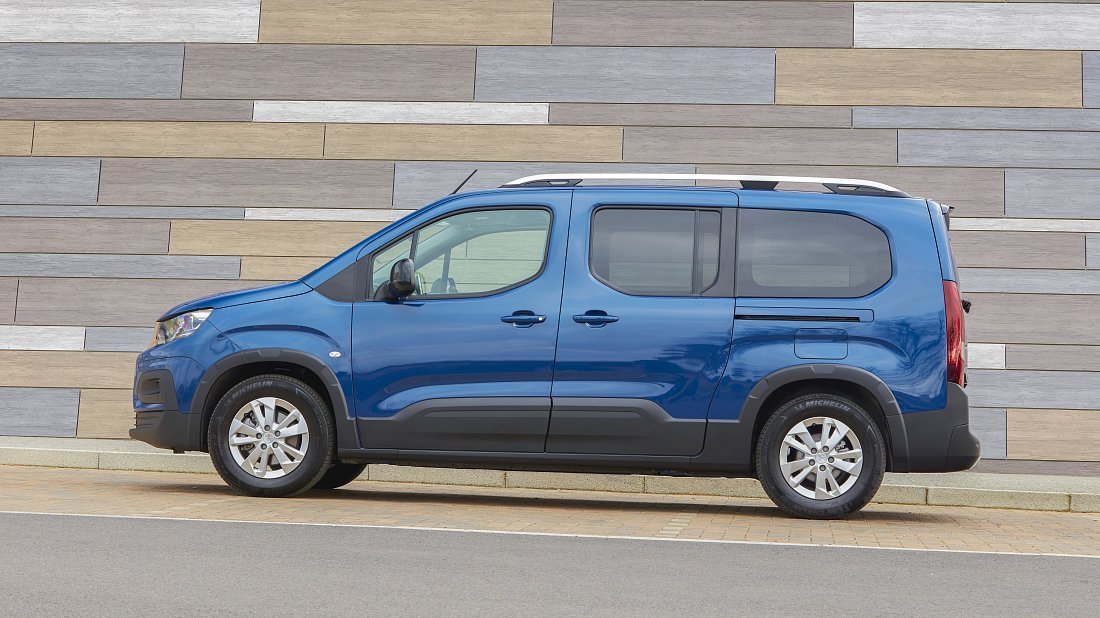 Peugeot e-Rifter Long 50 kWh (2021-2024) side profile, silhouette, doors, wheels, exterior