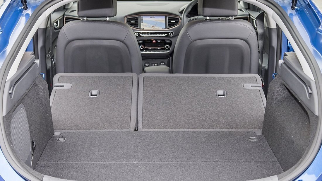Hyundai Ioniq Electric Gen 1 (2016-2019) folded trunk photo, boot, expanded, folded seats, maximum volume, max cargo, max capacity, max storage