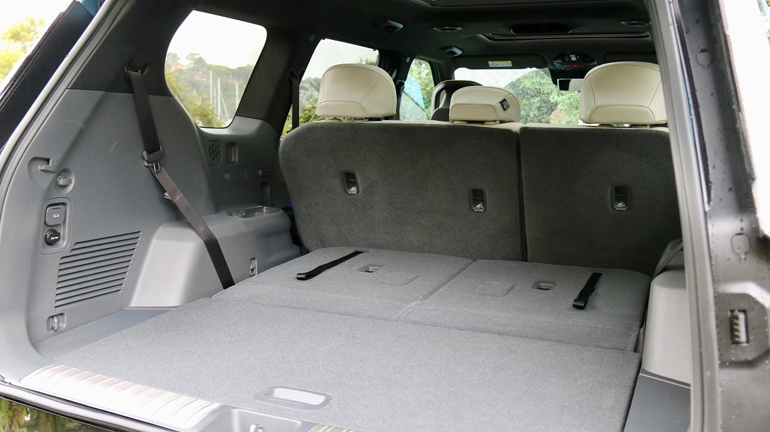 Kia EV9 GT (2025-…) trunk, boot, seats up, seats upright, cargo space, cargo volume, cargo capacity, storage