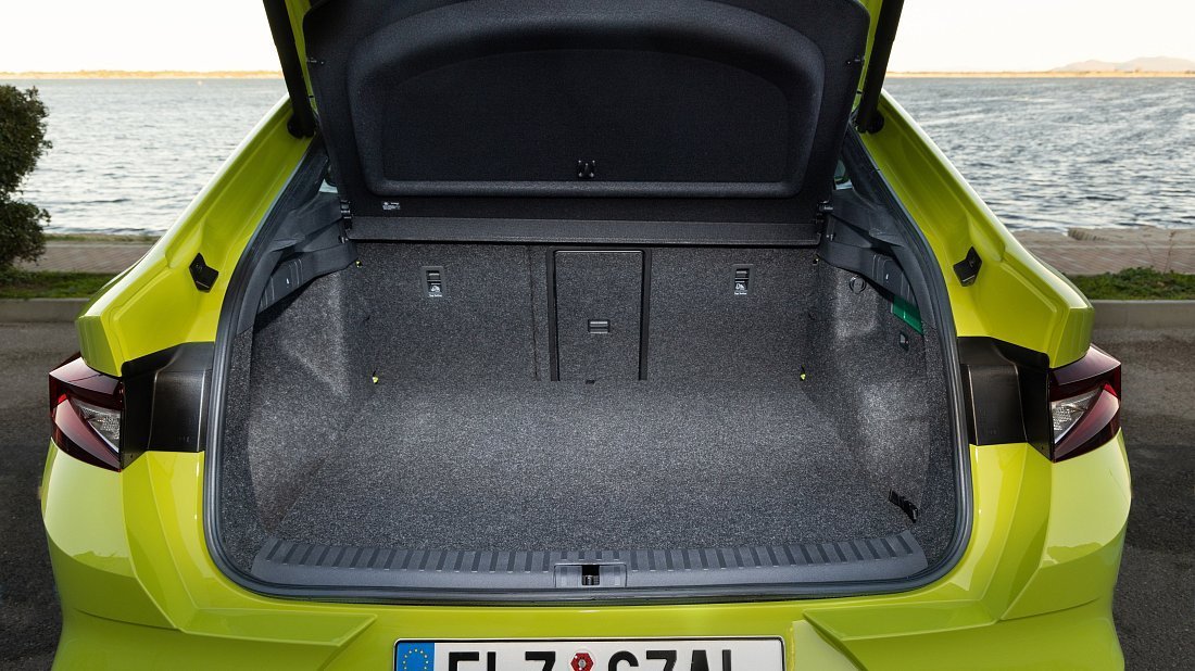 Škoda Enyaq Coupe RS (2023-2025) trunk, boot, seats up, seats upright, cargo space, cargo volume, cargo capacity, storage