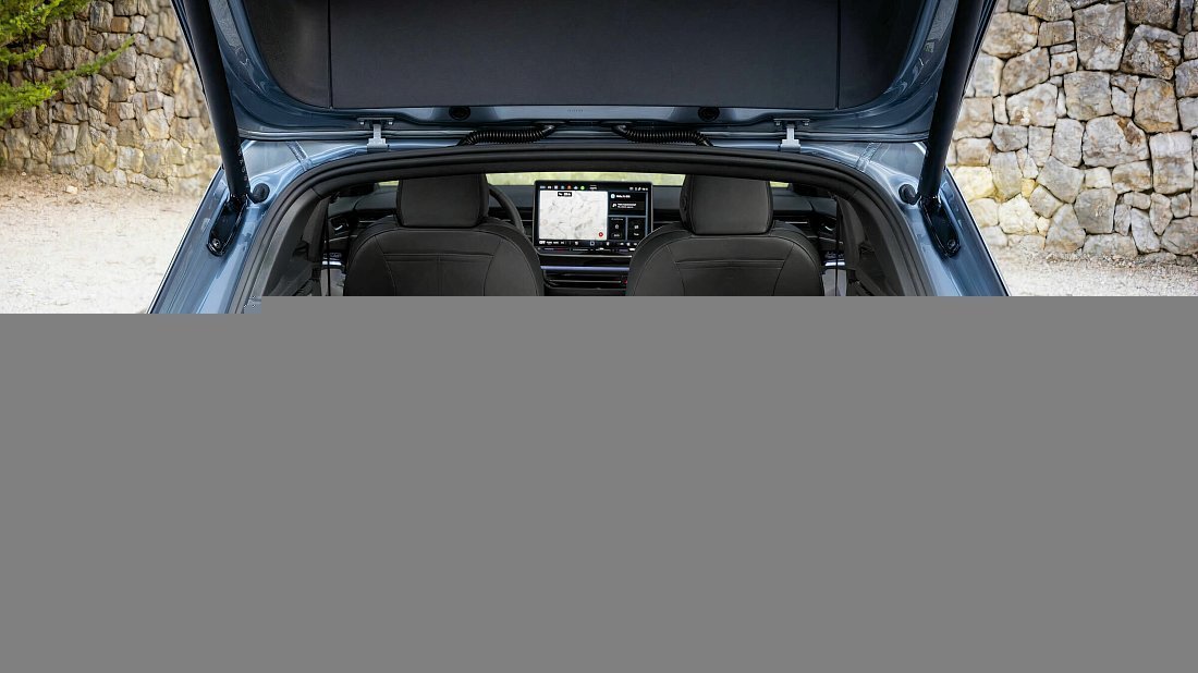 Volkswagen ID.7 Tourer Pro S (2024-…) folded trunk photo, boot, expanded, folded seats, maximum volume, max cargo, max capacity, max storage