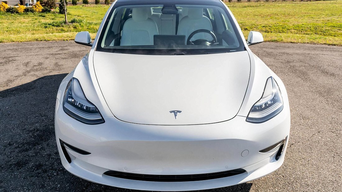 Tesla Model 3 Mid Range (2018-2020) front fascia, grille, headlights, bumper, exterior