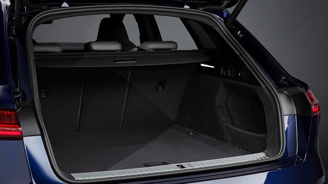 Audi e-tron S (2020-2022) trunk photo, boot, seats up, seats upright, cargo space, cargo volume, cargo capacity, storage