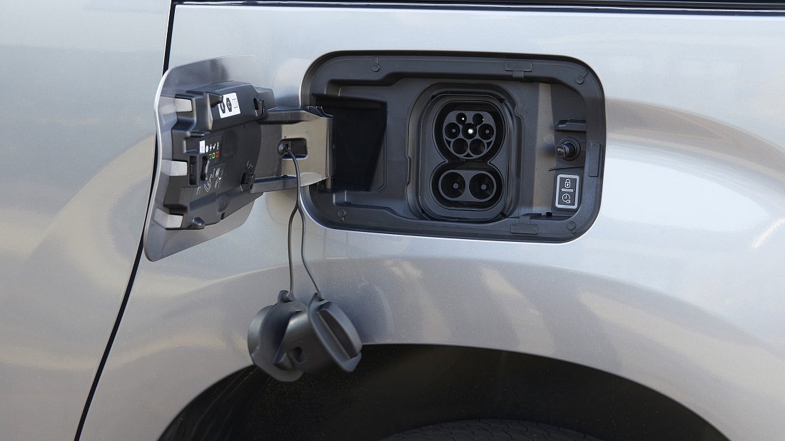 Citroën e-Berlingo M 50 kWh (2021-2024) charge port Europe, charging, inlet, plug, connector