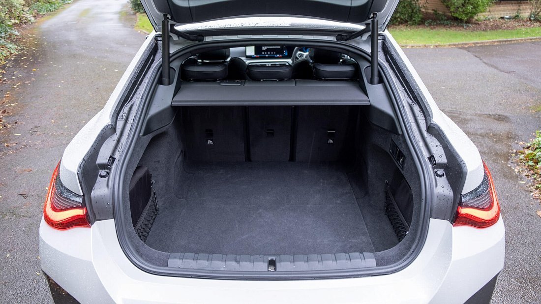 BMW i4 M50 (2024-…) trunk, boot, seats up, seats upright, cargo space, cargo volume, cargo capacity, storage
