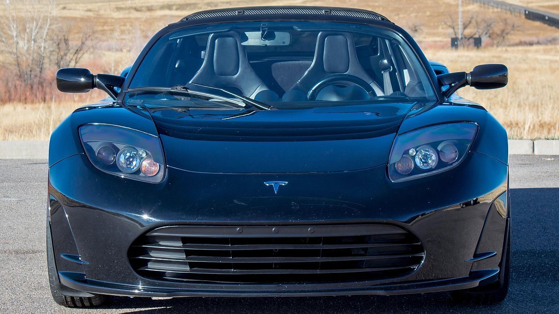Tesla Roadster 2.0 (2009-2010) front fascia, grille, headlights, bumper, exterior