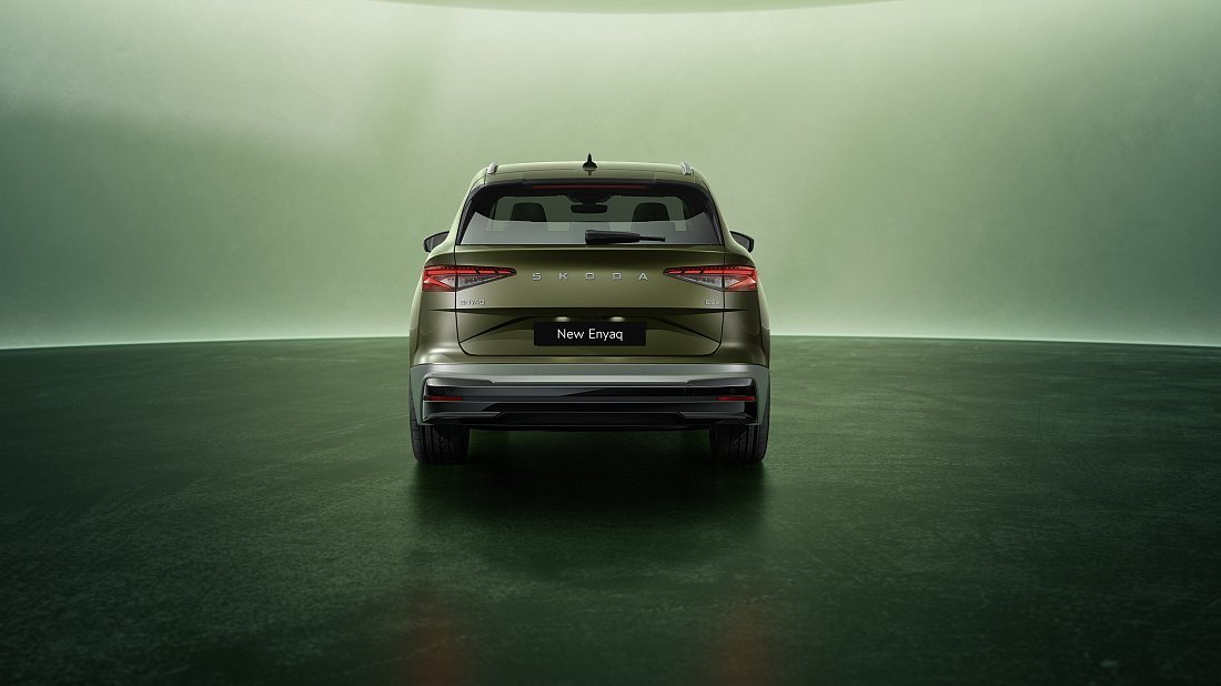 Škoda Enyaq 85 (2025-…) rear view, taillights, trunk, spoiler, badge, bumper, exterior