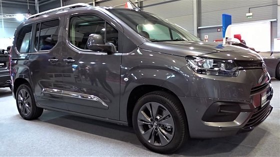 Video: 2022 Toyota Proace City Verso Van - Interior, Exterior, Walkaround - Auto Show Prague