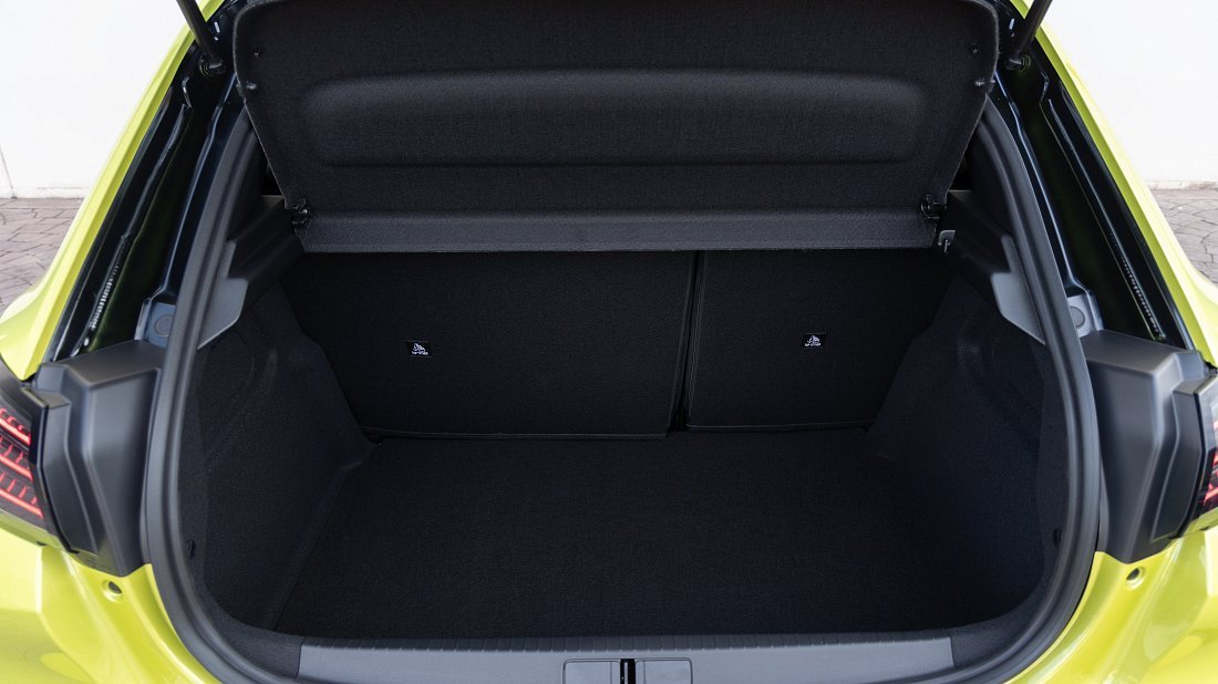 Peugeot e-208 54 kWh (2025-...) trunk photo, boot, seats up, seats upright, cargo space, cargo volume, cargo capacity, storage