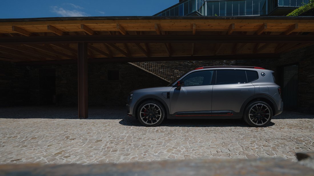 Smart #5 Brabus (2025-…) side profile photo, silhouette, doors, wheels, exterior