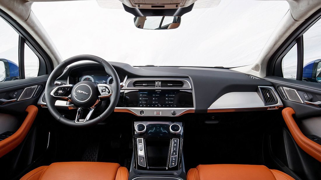 Jaguar I-Pace EV320 (2020-2024) interior, front seat, driver seat, dashboard, steering wheel, infotainment, cockpit