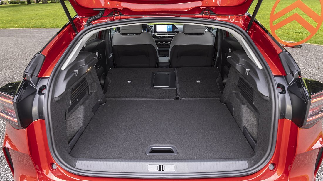Citroën e-C4 50 kWh (2024-…) trunk, boot, expanded, folded seats, maximum volume, max cargo, max capacity, max storage