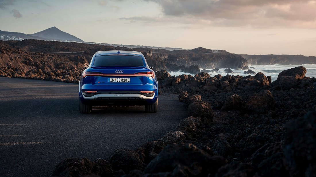Audi SQ8 Sportback e-tron (2023-…) rear view, taillights, trunk, spoiler, badge, bumper, exterior