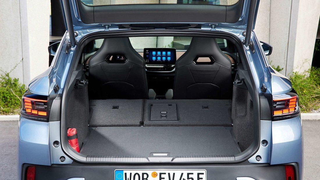 Volkswagen ID.5 Pro (2023-…) trunk, boot, expanded, folded seats, maximum volume, max cargo, max capacity, max storage