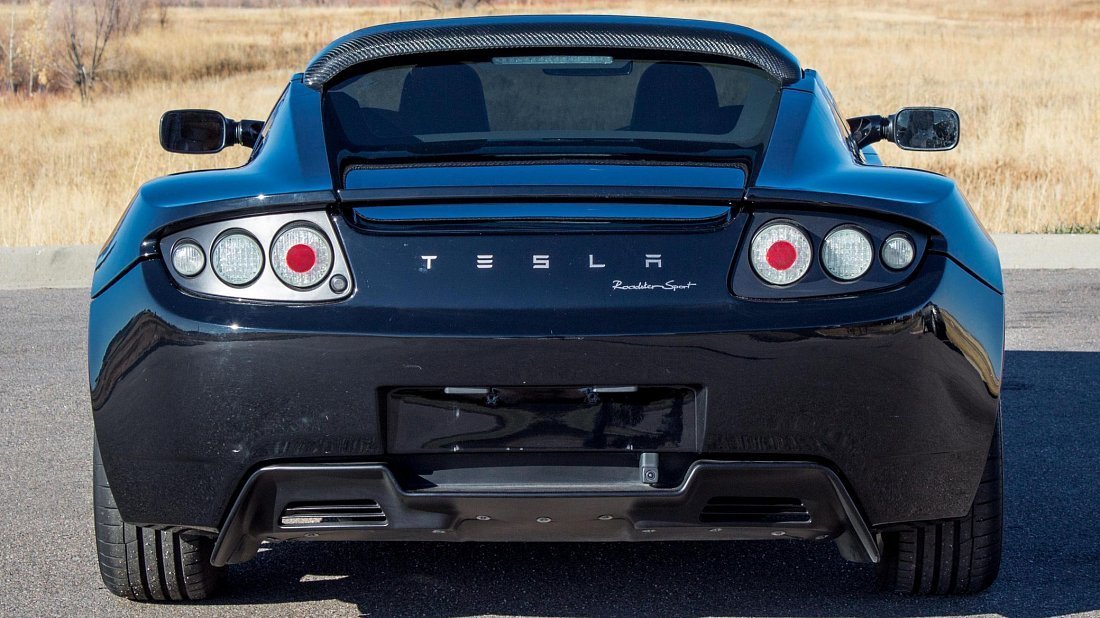 Tesla Roadster 2.5 (2010-2012) rear view, taillights, trunk, spoiler, badge, bumper, exterior