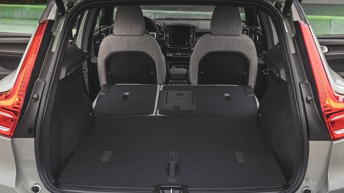 Volvo XC40 Recharge (EX40) Single Motor (2022-…) trunk, boot, expanded, folded seats, maximum volume, max cargo, max capacity, max storage