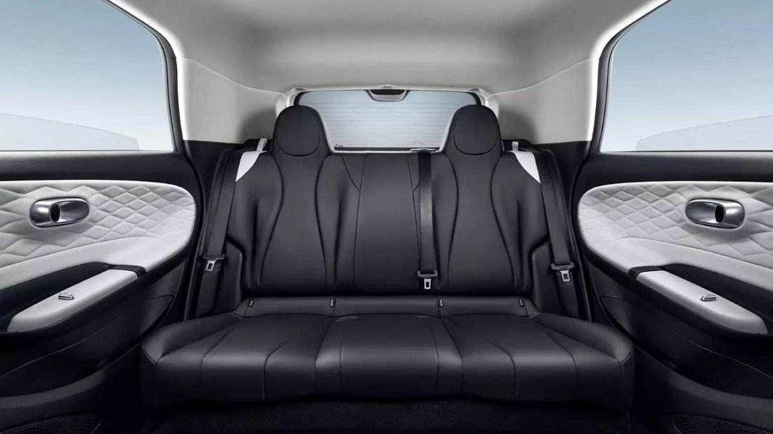 Dongfeng Box 42.3 kWh (2024-...) rear seats, back seats, passenger seats, legroom, headroom, interior
