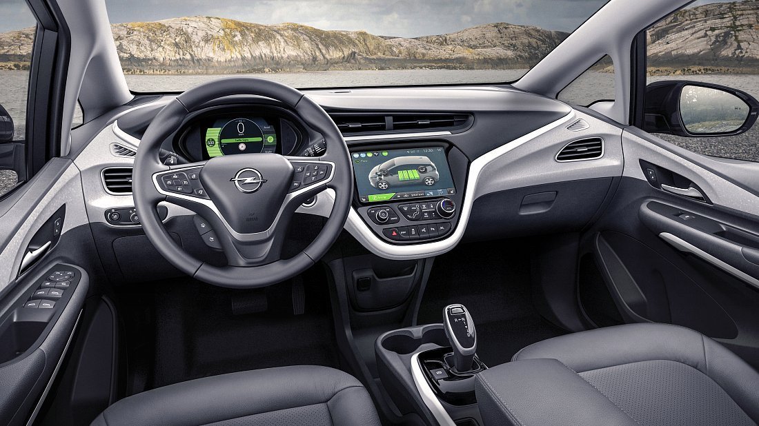 Opel Ampera-e Gen 1 (2016-2021) interior, front seat, driver seat, dashboard, steering wheel, infotainment, cockpit